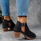 Botines Casual con Enrejado y Hebilla – Tacón Grueso