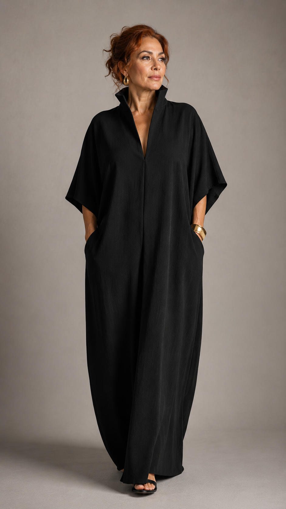Vestido Maxi Negro Oversize con Mangas Estilo Kimono