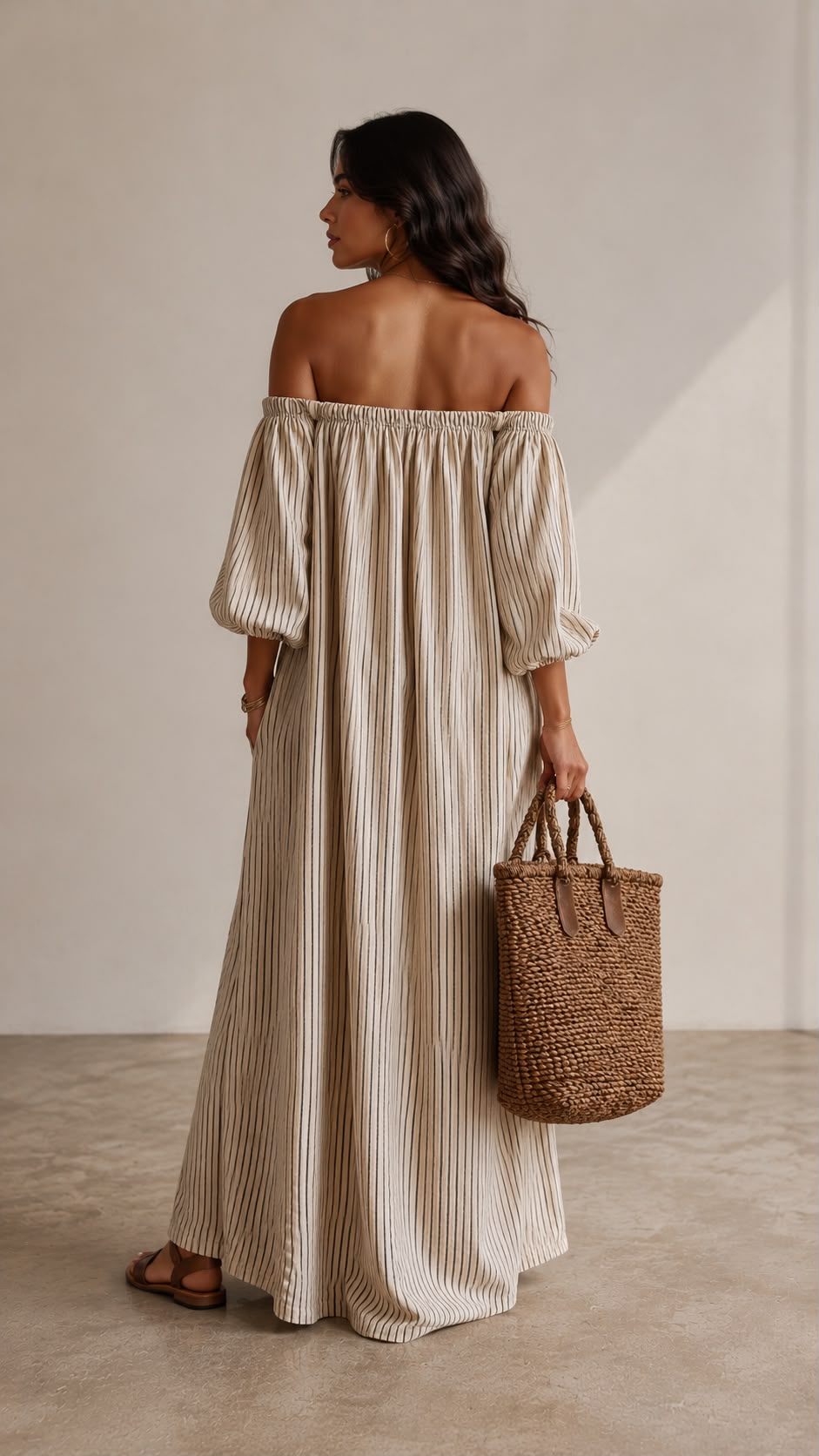 Vestido largo con hombros descubiertos